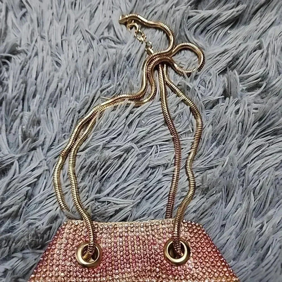 "Women's Rhinestone Mini Bucket Bag: Glamorous and Chic Fashion Accessory" - Picture 7 of 9